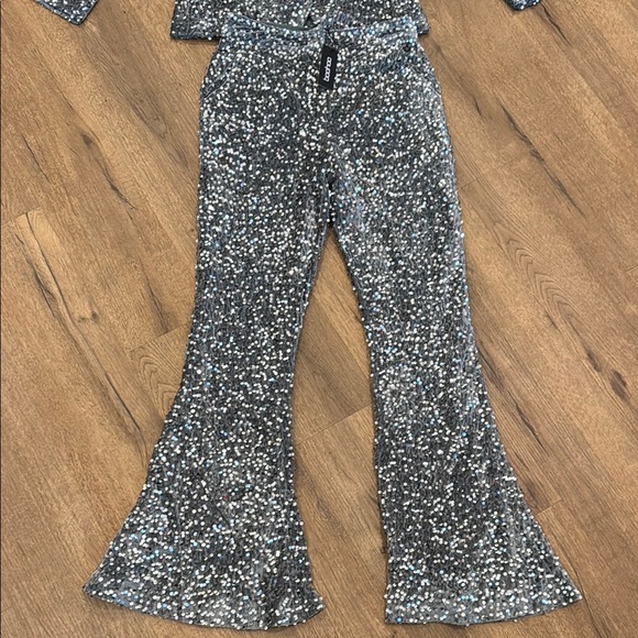 NWT Boohoo Sequin Flared Blazer Set - Picture 3 of 4